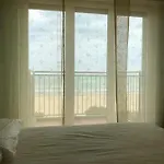 International Seaview 公寓 *