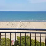 International Seaview 公寓 *