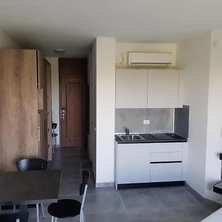 International Seaview Apartmán