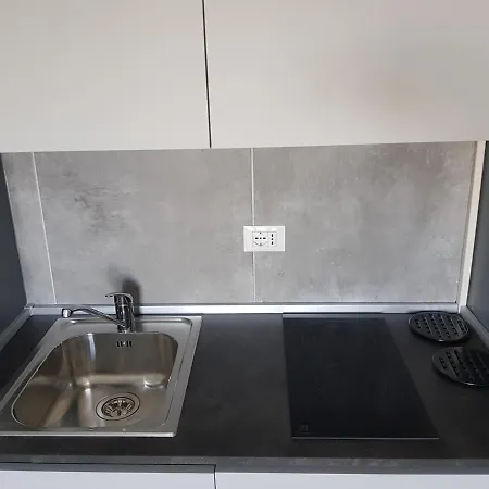 International Seaview Apartment