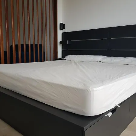 International Seaview 아파트 리그나노 사비아도로