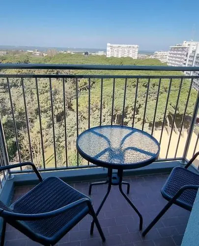 International Seaview Apartmán *